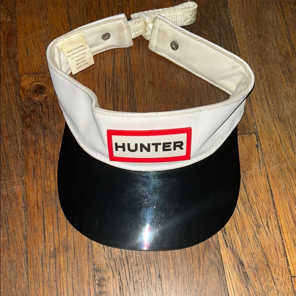 Hunter White and Black Visor